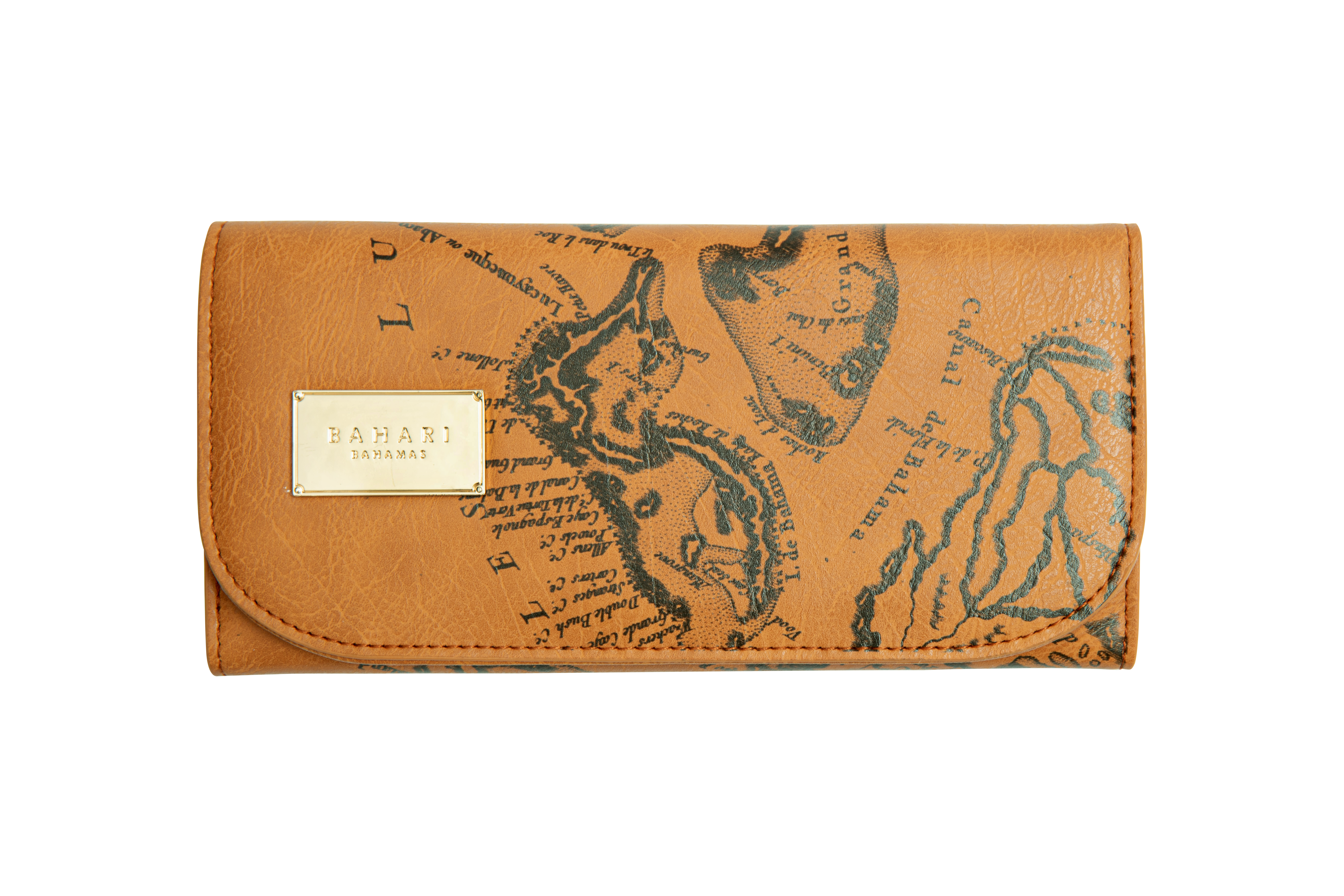 THE CARTE LUCAYOS WALLET